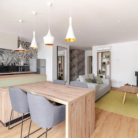 Paioryna Ii Apartment