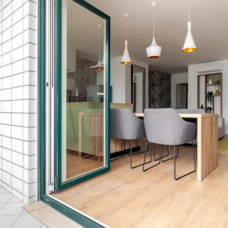 Paioryna Ii Apartment *