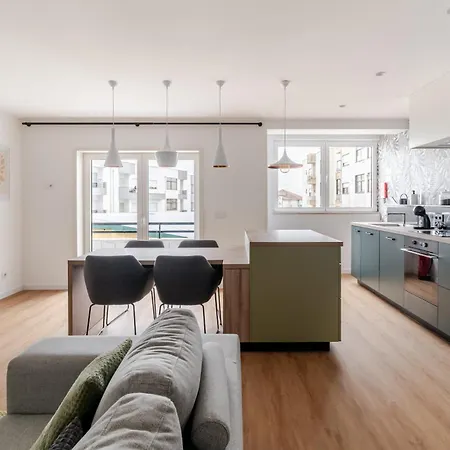 Paioryna Ii Apartment *