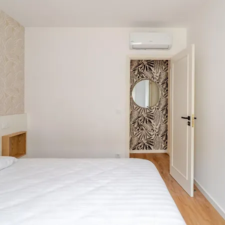 Paioryna Ii Apartment